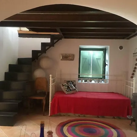 Lillian's Traditional House * Kyparission