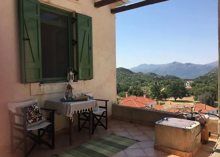 Lillian's Traditional House Feriehus Kyparíssion