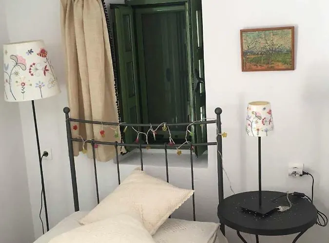 Lillian's Traditional House Feriehus Kyparíssion